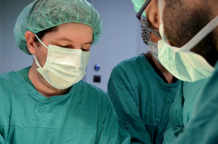 Doç. Dr. M. Emre Baki 