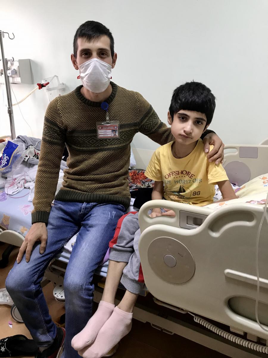 huseyin azadli hastanemiz personeliyle