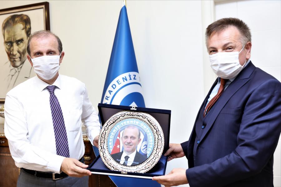 Kahramanmaraş Sütçü İmam Üniversitesi Öğretim Üyesi Prof. Dr. Hasan FURKAN