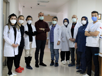 Azerbaycanlı Hastamıza Otolog Kök Hücre Nakli Başarıyla Yapıldı