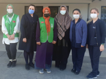 İnsani Yardım Vakfı (İHH)' ndan Hemşirelerimize Anlamlı Jest 