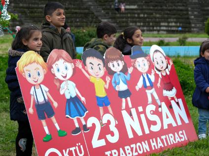 23 Nisan Ulusal Egemenlik ve Çocuk Bayramı, Depremzede Çocuklarımız ile KTÜ'de Coşku İçinde Kutlandı