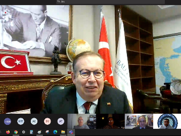 Müstafi Amiral Doç. Dr. Cihat Yaycı Hocamız'ın Katılımı ile Deniz Hukuku ve Mavi Vatan Konulu Söyleşimizi Tamamladık