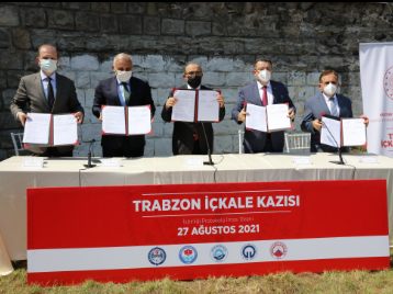 Üniversitemiz ile Dış Paydaşları Arasında Trabzon İçkale Kazısı Protokolü İmzalandı