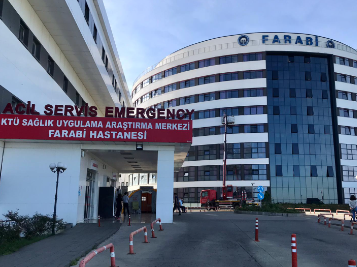 Modernizasyon İnşaatı Biten B Blok Binamıza Cephe Temizliği Yapıldı